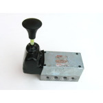 Клапан с рукояткой 5/3